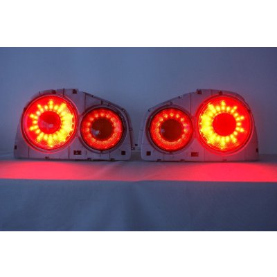 画像8: R34ニスモGTテールの球切れ修理