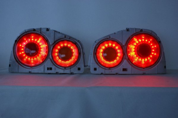 画像7: R34ニスモGTテールの球切れ修理 (7)