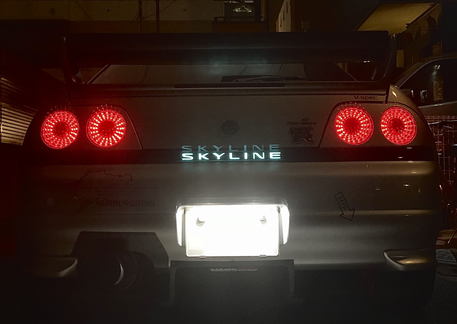 ECR33 セダン メーカーオプション ELガーニッシュ 日産スカイライン ECR33 セダン メーカーオプション ELガーニッシュ